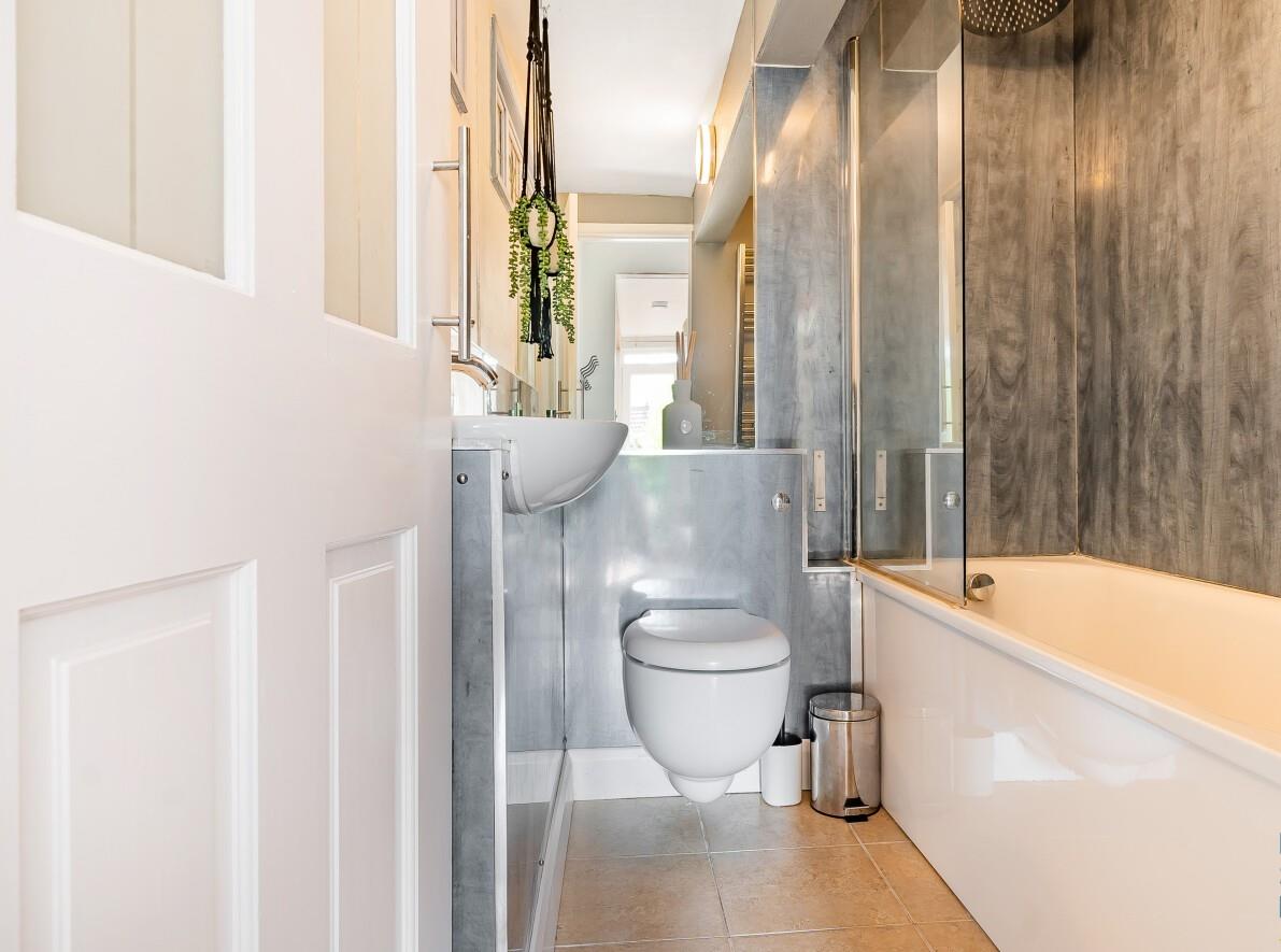 Gillingham Terrace, Bath, BA1